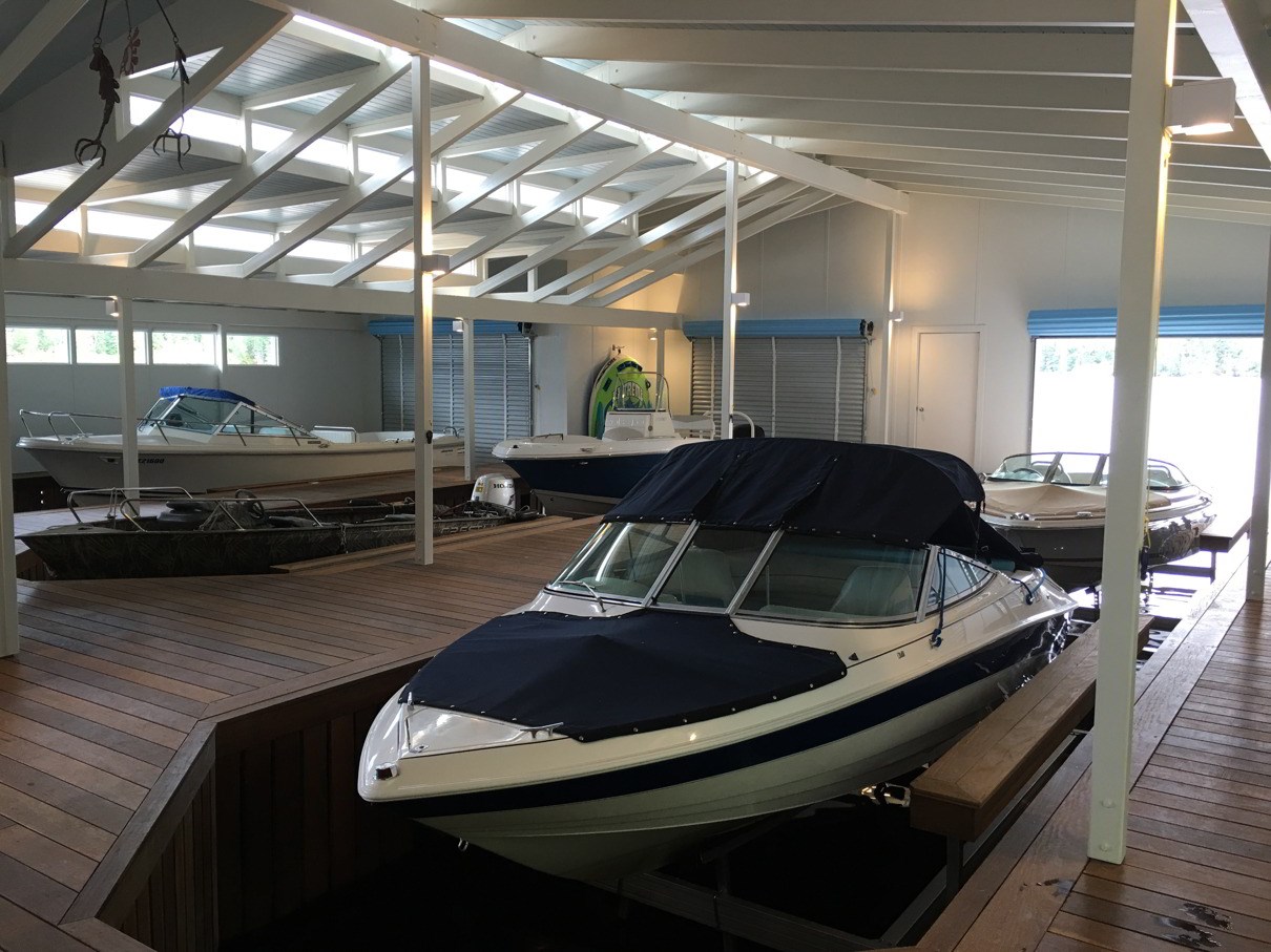 Boat House Lifts Photo Gallery ShoreStation®